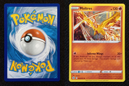 021/172 Moltres {Regular Holo}