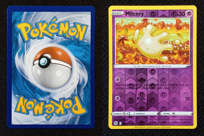 070/172 Milcery {Reverse Holo}