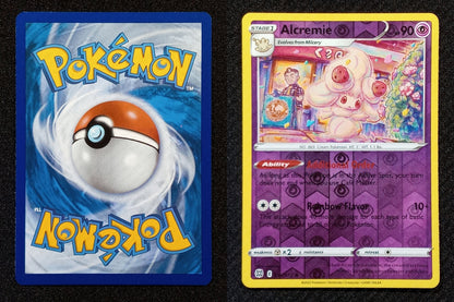 071/172 Alcremie {Reverse Holo}