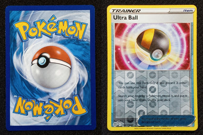 150/172 Ultra Ball {Reverse Holo}